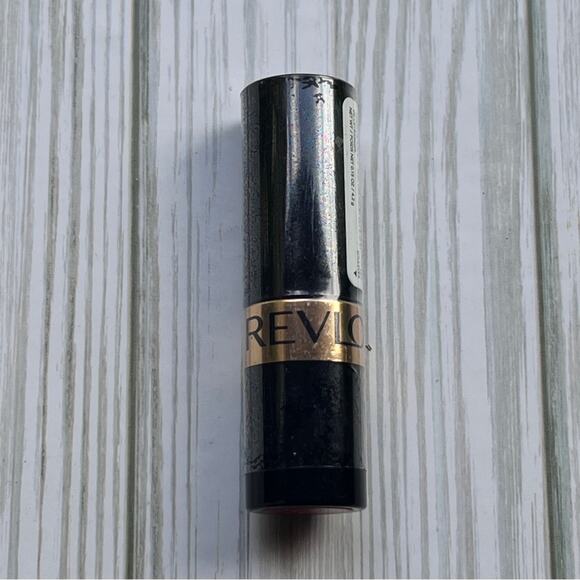 Revlon Makeup Beauty Super Lustrous Creme  Fire & Ice  Lipstick 720 - Picture 2 of 5